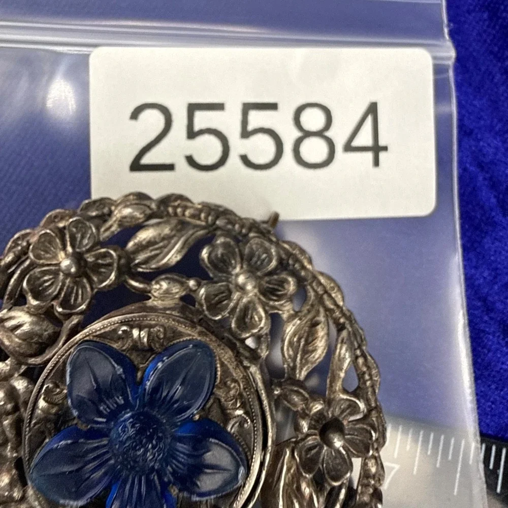 Vintage Pot Metal Silver Tone Brooch Acrylic Blue Flower